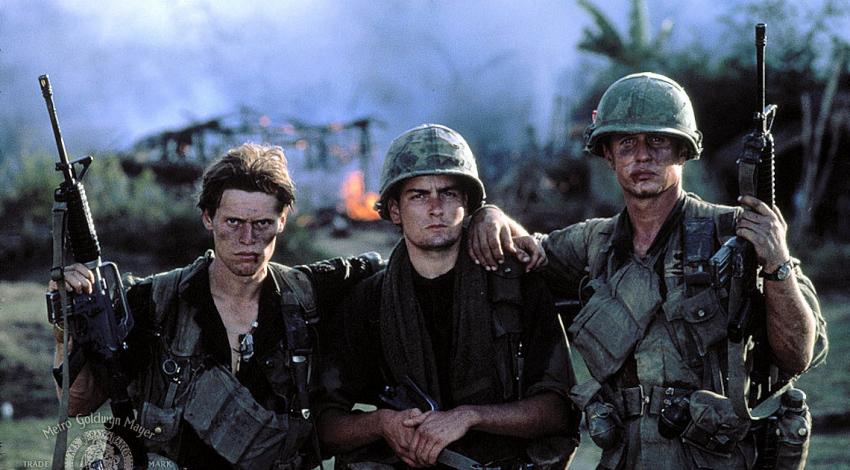 Willem Dafoe, Charlie Sheen, Tom Berenger | "Platoon" (1986) *