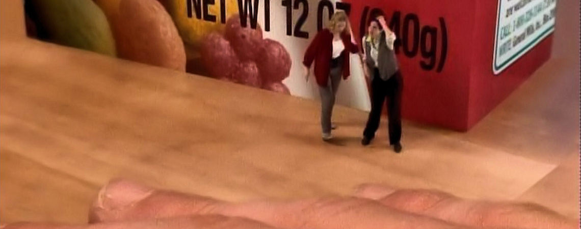 Eve Gordon, Robin Bartlett | "Honey, We Shrunk Ourselves" (1997)