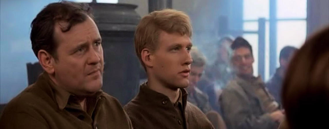 Eugene Roche, Michael Sacks | "Slaughterhouse-Five" (1972)