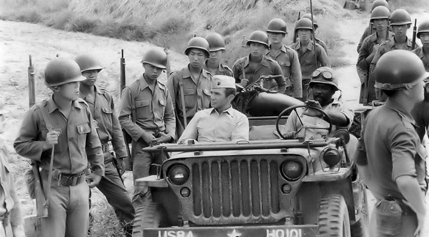 Richard Roundtree w/Ben Gazzara | "Inchon" (1981)