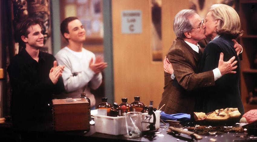 Rider Strong, Ben Savage, William Daniels, Bonnie Bartlett | "Boy Meets World" (1993) **