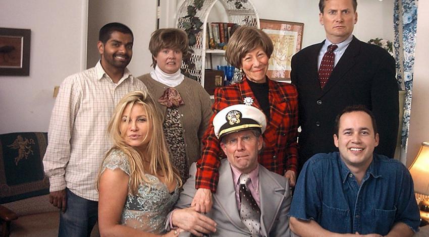 Tim Bagley, Jennifer Coolidge, Michael Hitchcock, Melissa McCarthy, Mindy Sterling, Dan Ewald, Rajeev Sigamoney | "The Captain" (2007)