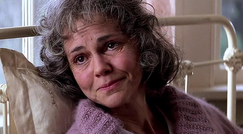Sally Field | "Forrest Gump" (1994)