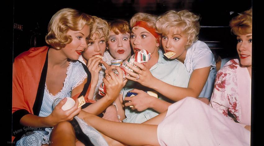 Jack Lemmon, Marian Collier, Barbara Drew, Grace Lee Whitney, Beverly Wills | "Some Like It Hot" (1959) *